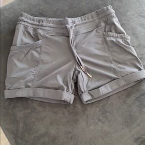 LuLuLemon Grey women’s shorts